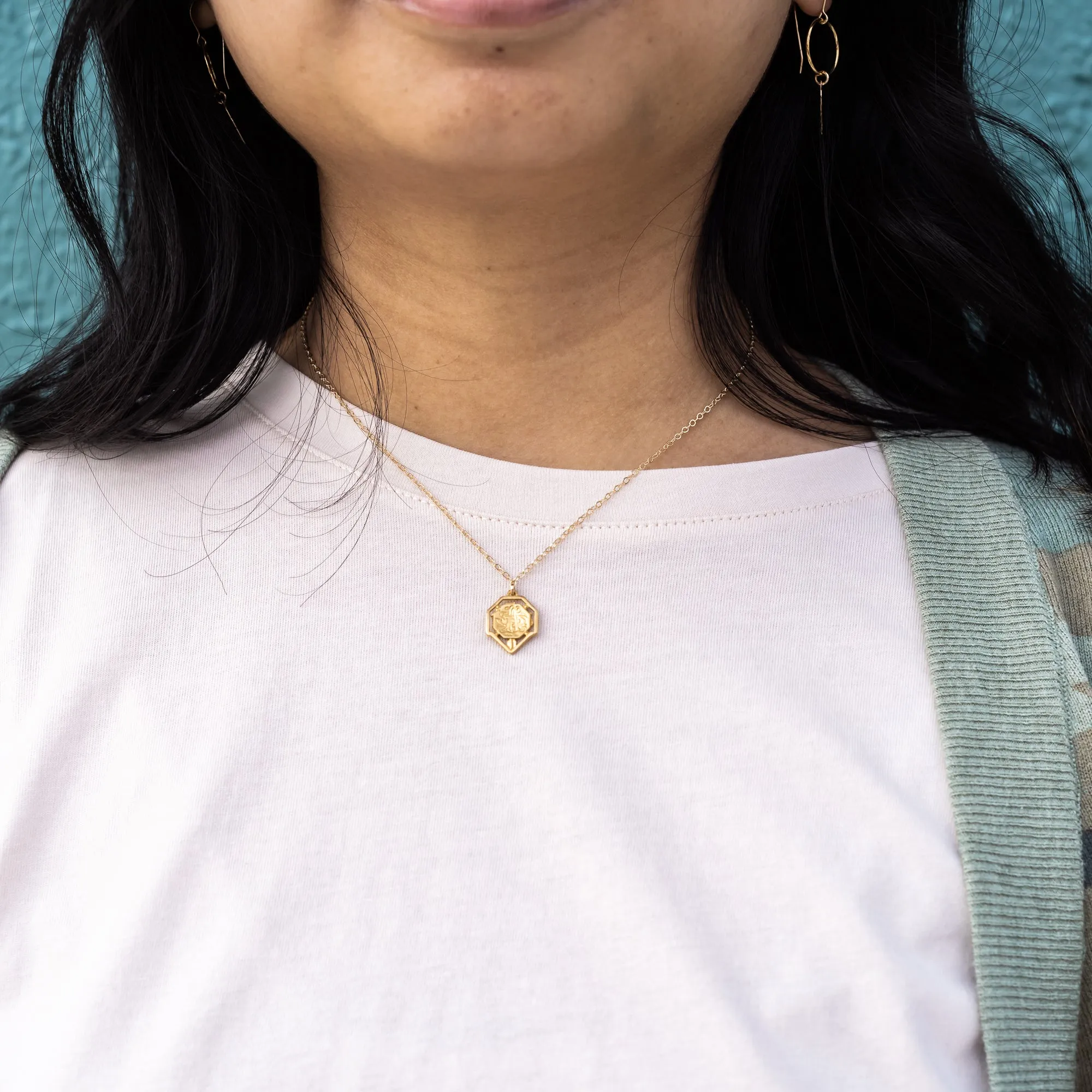 Bolt Earring in Gold
