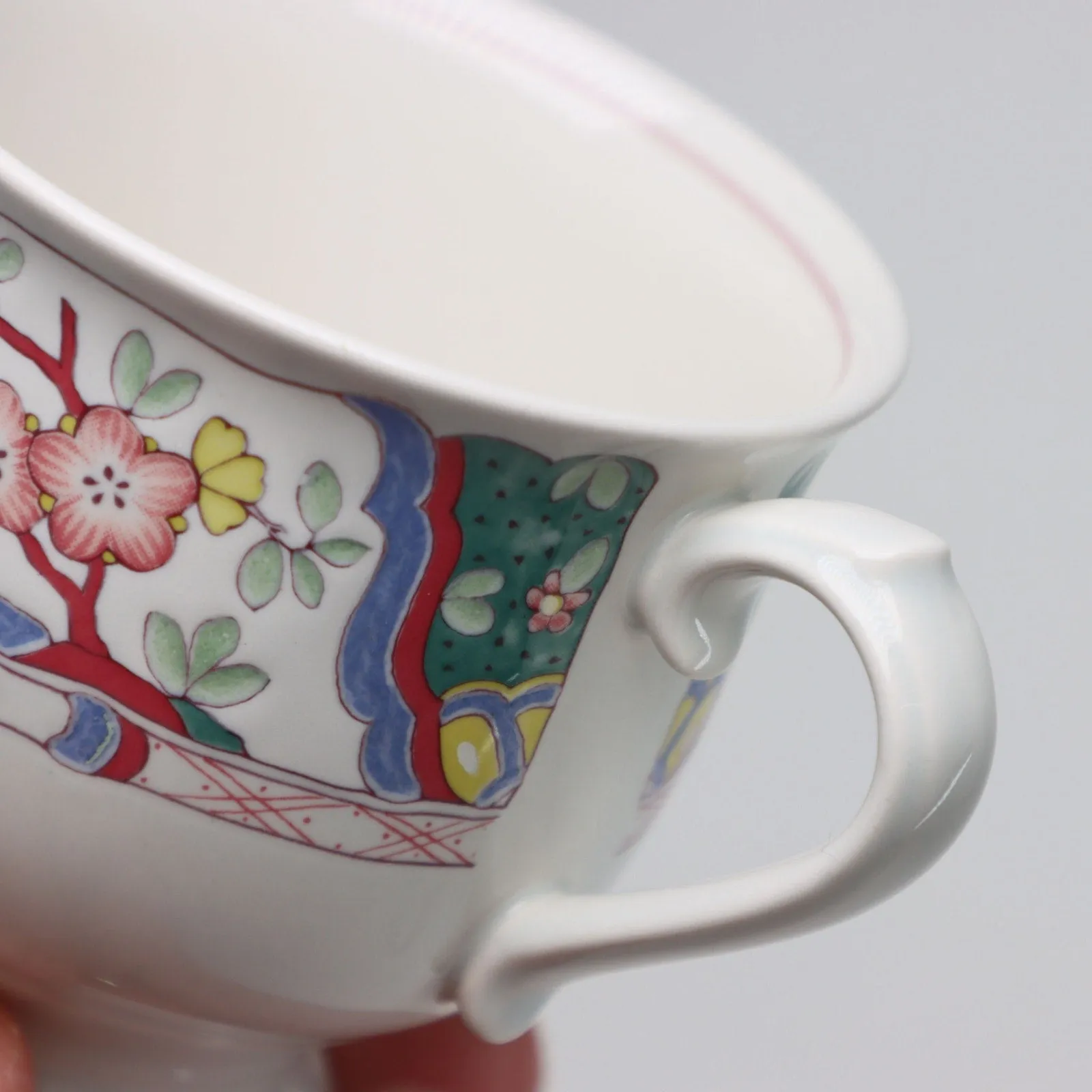 Mikasa Provincial Villa Medici 8oz Footed Coffee Mug Tea Cup Japan, CV900 1990's